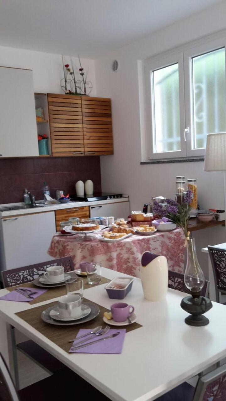 Ai Tre Archi Bed & Breakfast Spotorno